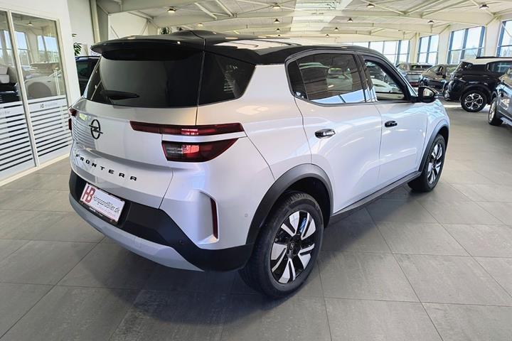 Sølv Opel Frontera fra 2025