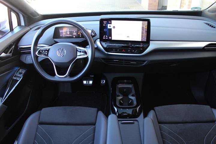 Hvid VW ID.5 fra 2023