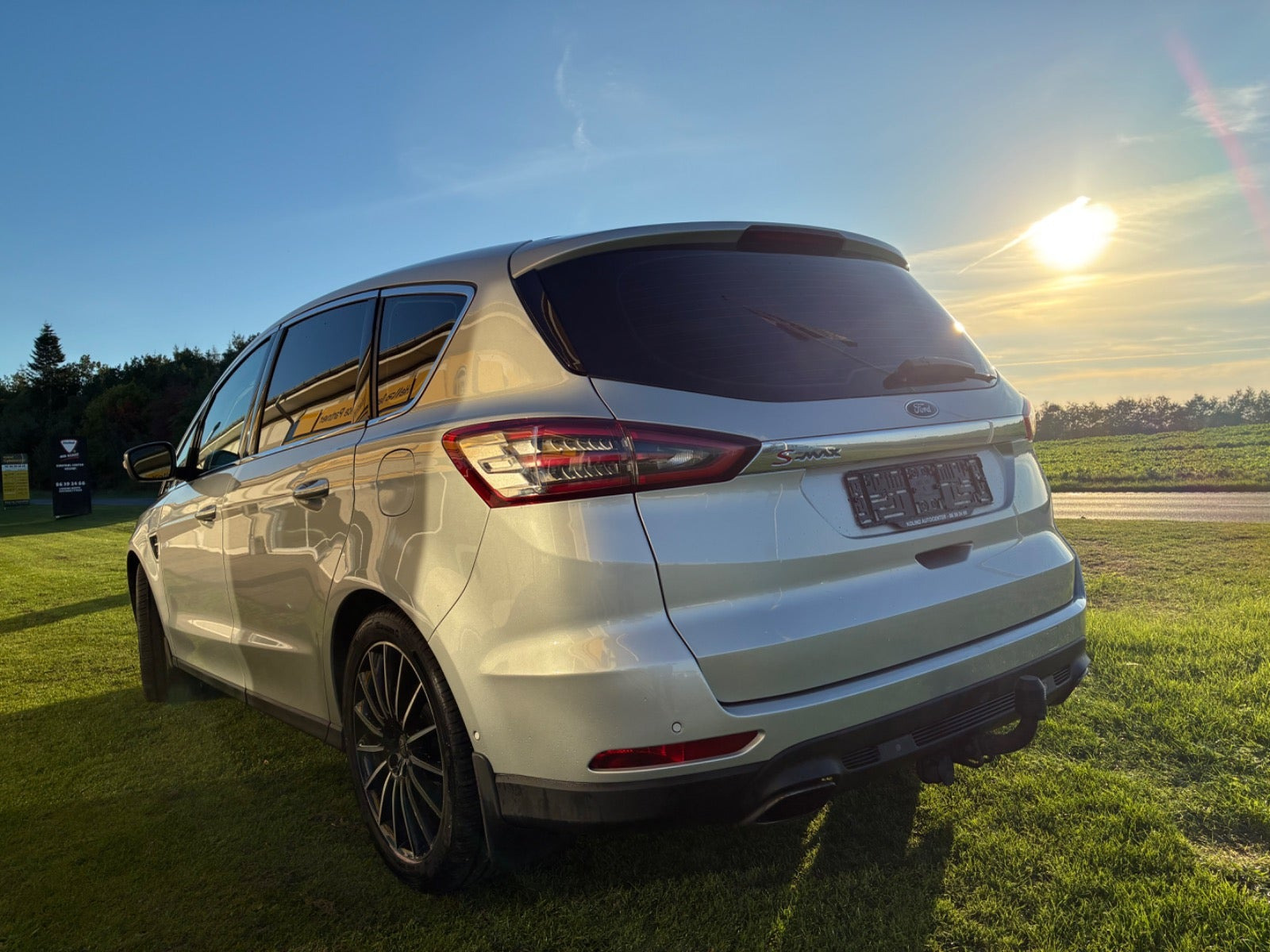 undefined Ford S-MAX fra 2016