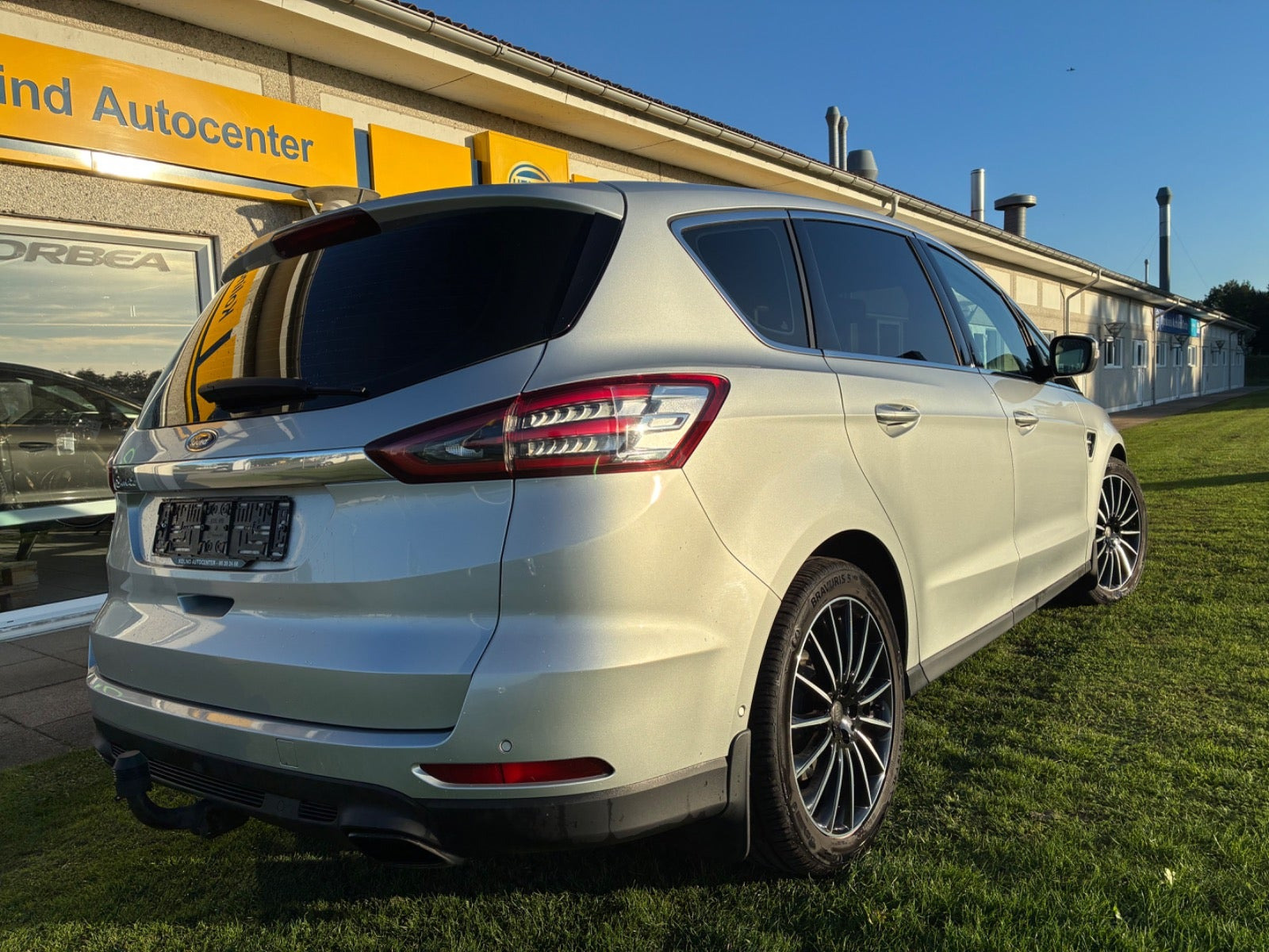 undefined Ford S-MAX fra 2016