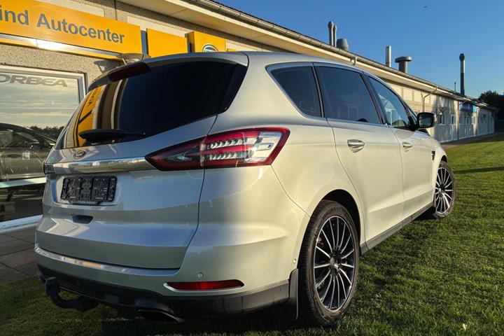 undefined Ford S-MAX fra 2016