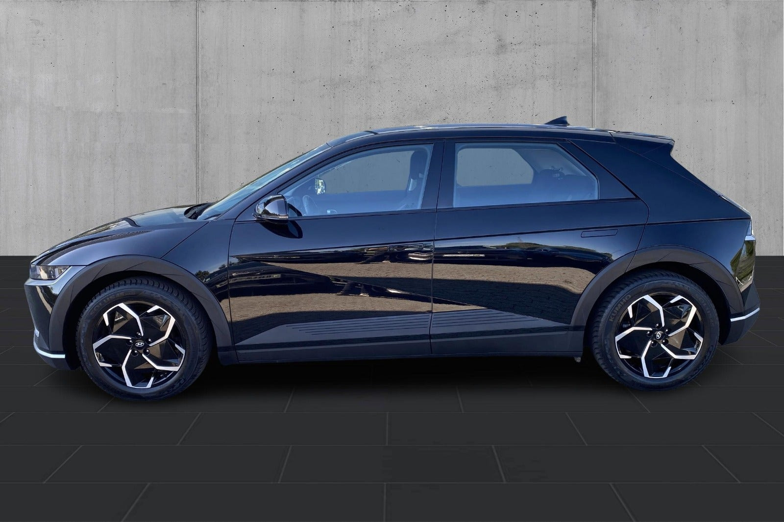 Sort Hyundai Ioniq 5 fra 2023