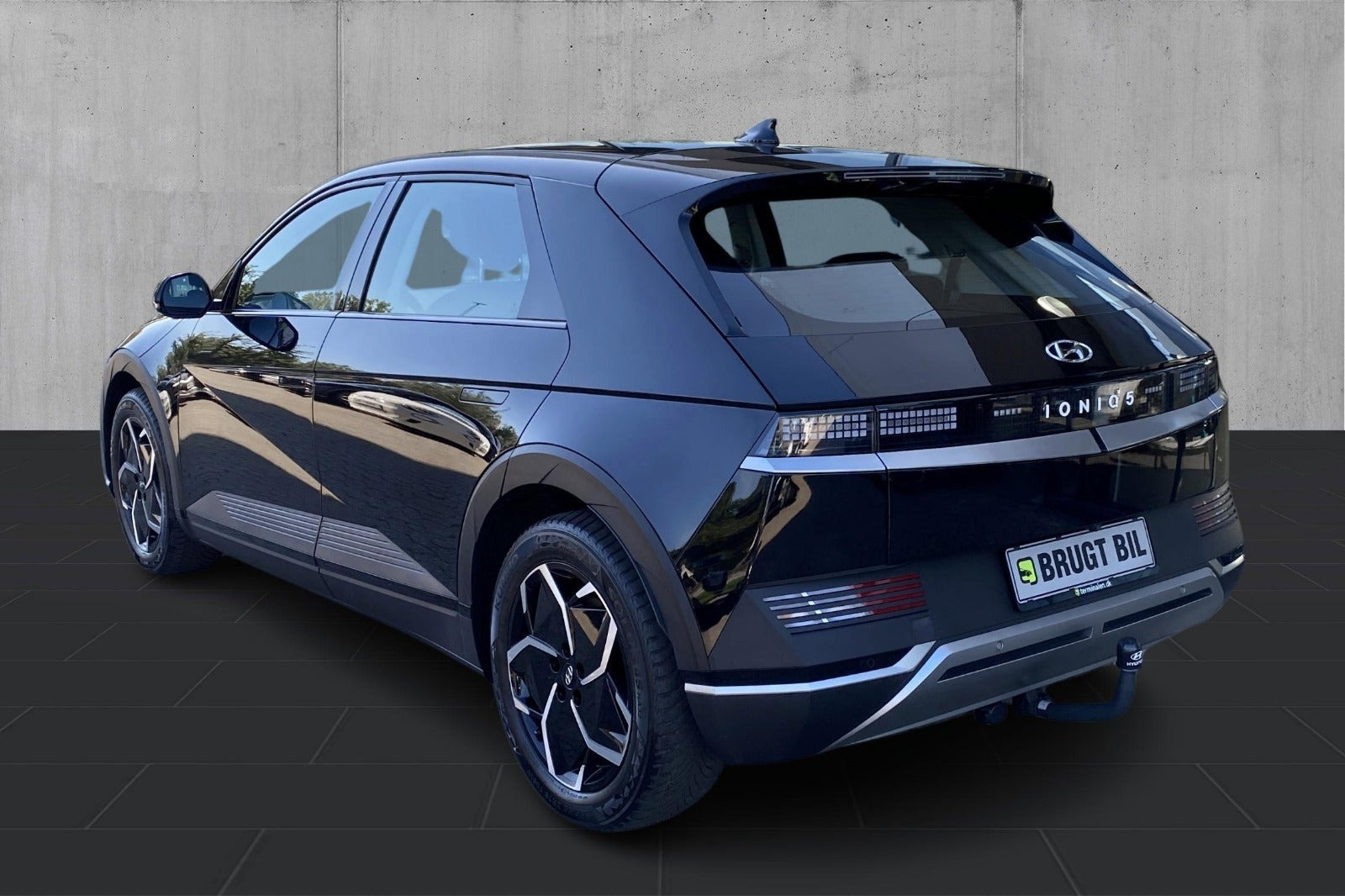 Sort Hyundai Ioniq 5 fra 2023