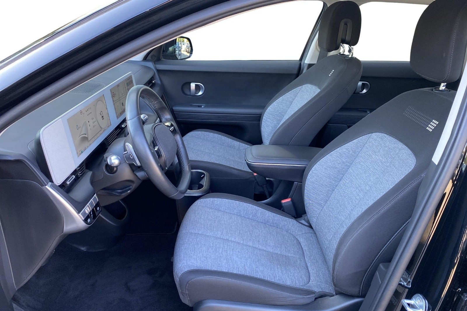 Sort Hyundai Ioniq 5 fra 2023