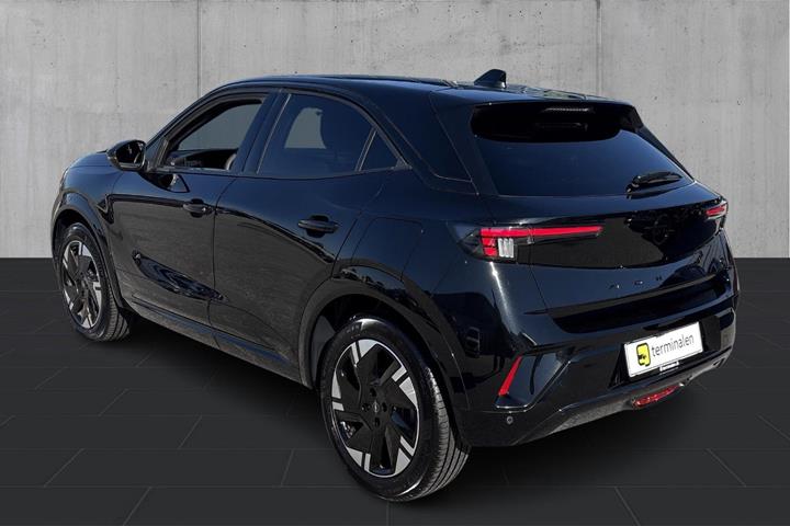 Sort Opel Mokka-e fra 2025