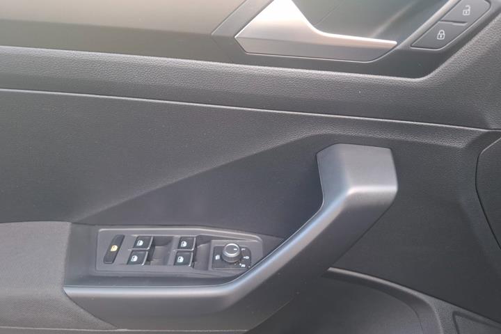 Sort VW T-Roc fra 2020