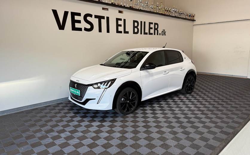 Peugeot e-208 50 GT