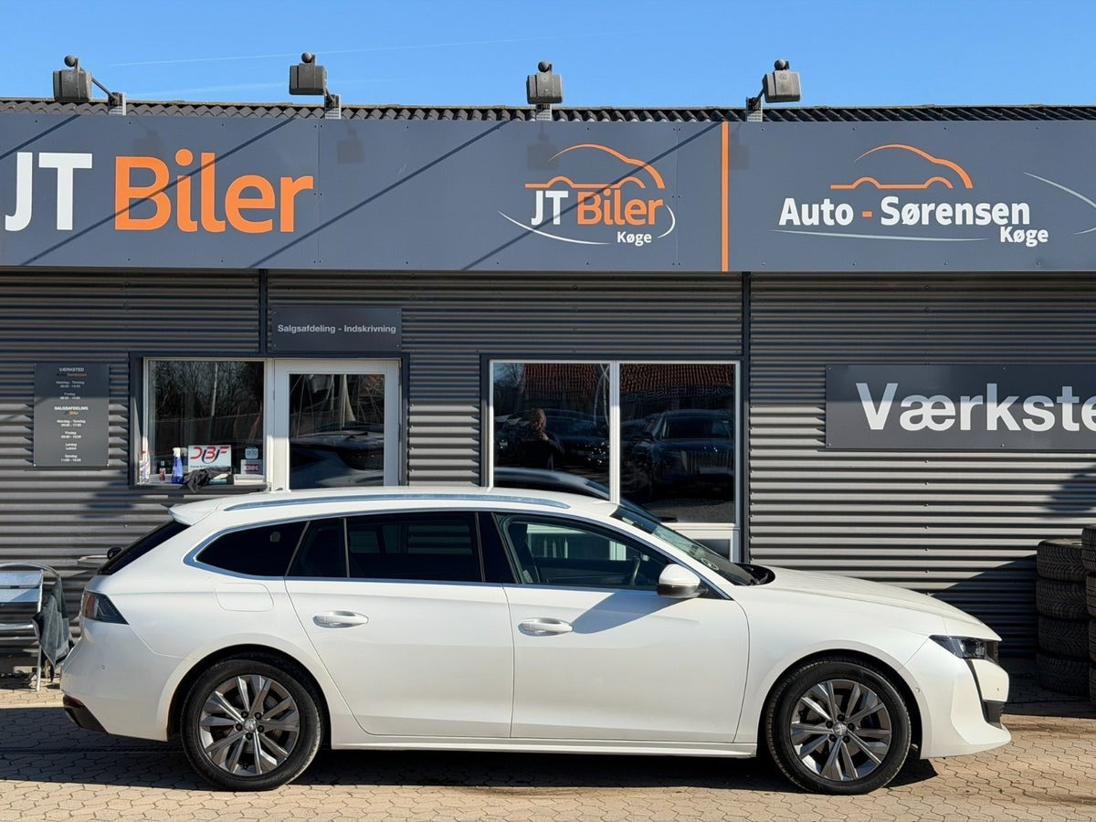 Hvid Peugeot 508 fra 2020
