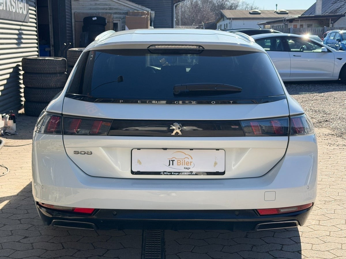 Hvid Peugeot 508 fra 2020
