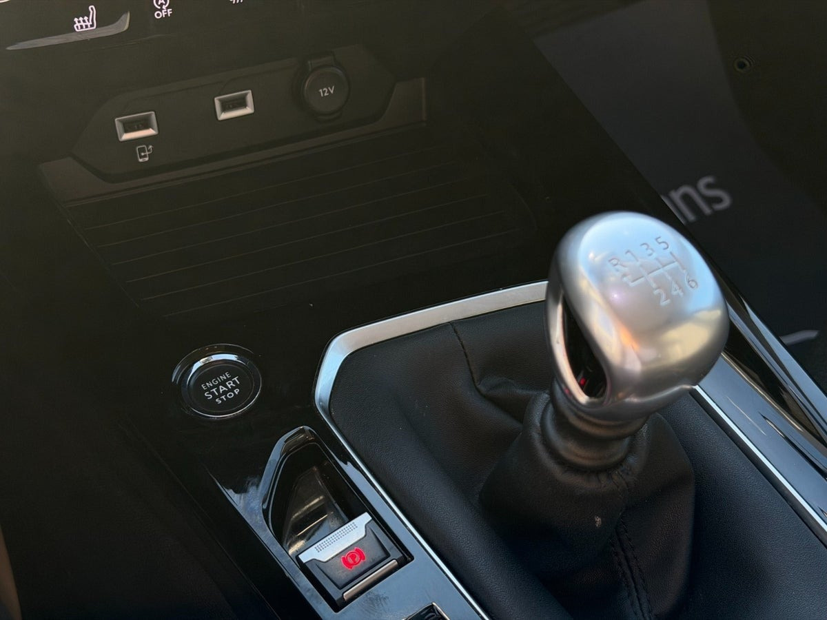 Hvid Peugeot 508 fra 2020