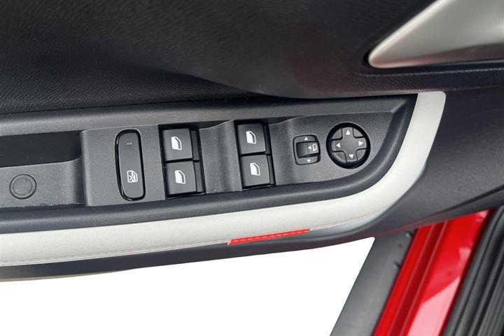 Rød Citroën e-C3 Aircross fra 2026