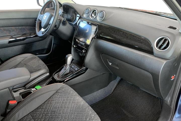 Blå Suzuki Vitara fra 2026