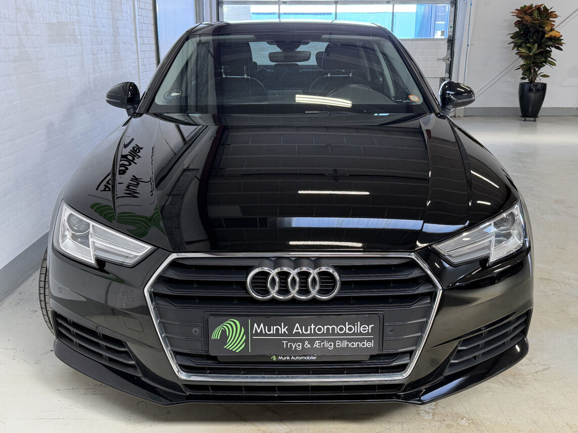 Sort Audi A4 fra 2018