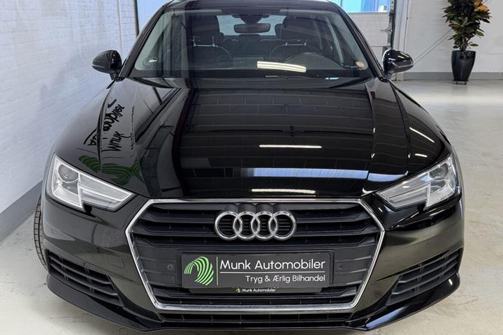Sort Audi A4 fra 2018