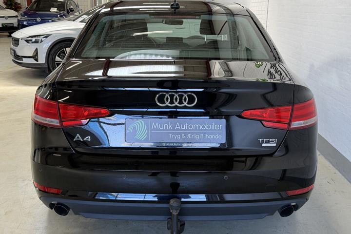Sort Audi A4 fra 2018