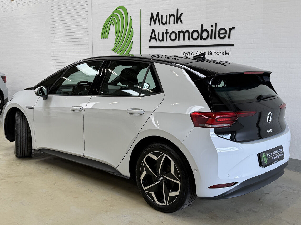 Hvid VW ID.3 fra 2023