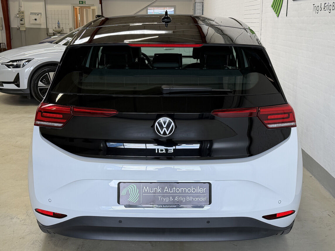 Hvid VW ID.3 fra 2023