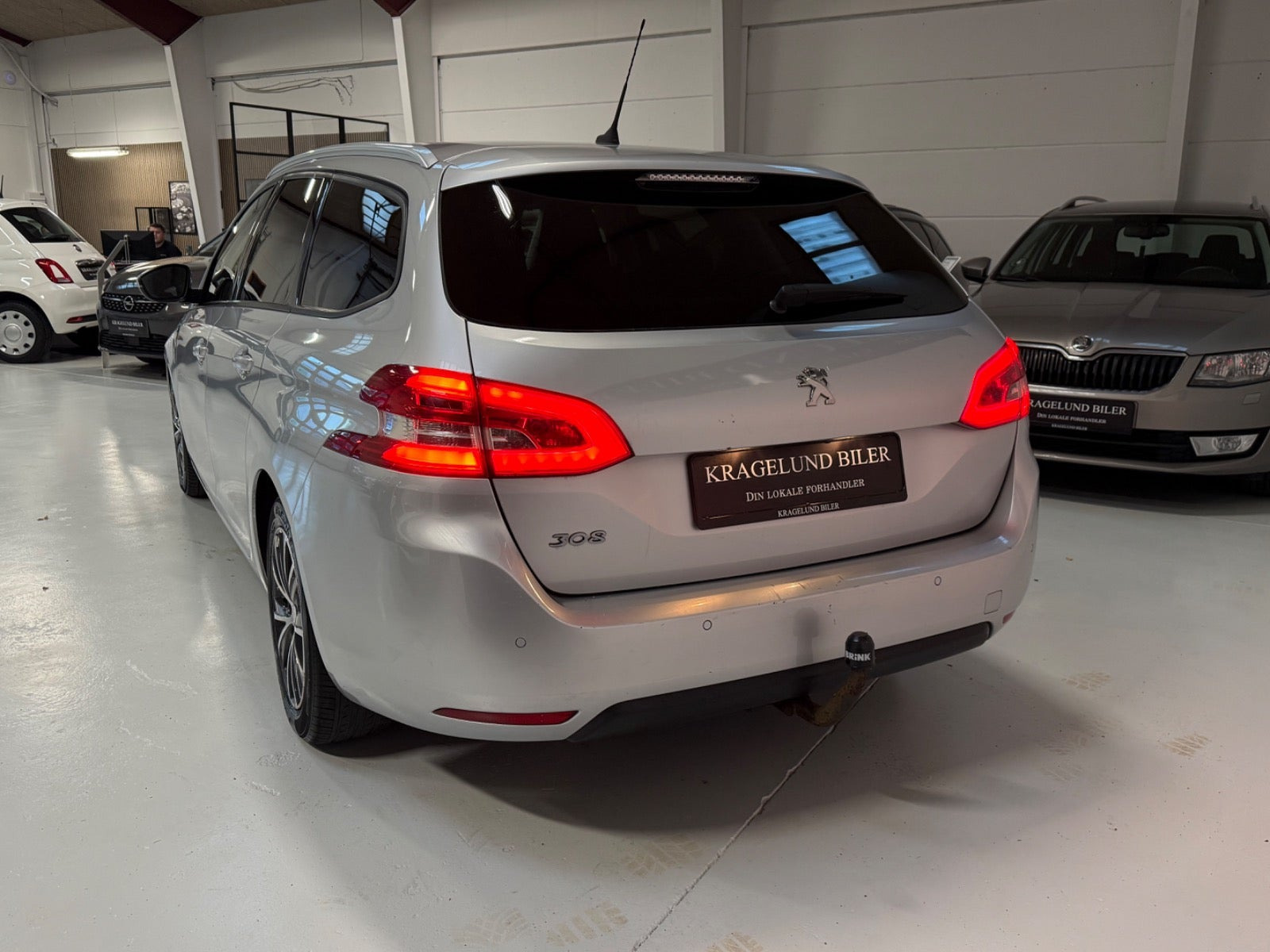 undefined Peugeot 308 fra 2016