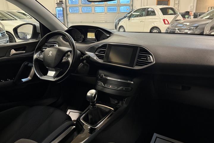 undefined Peugeot 308 fra 2016