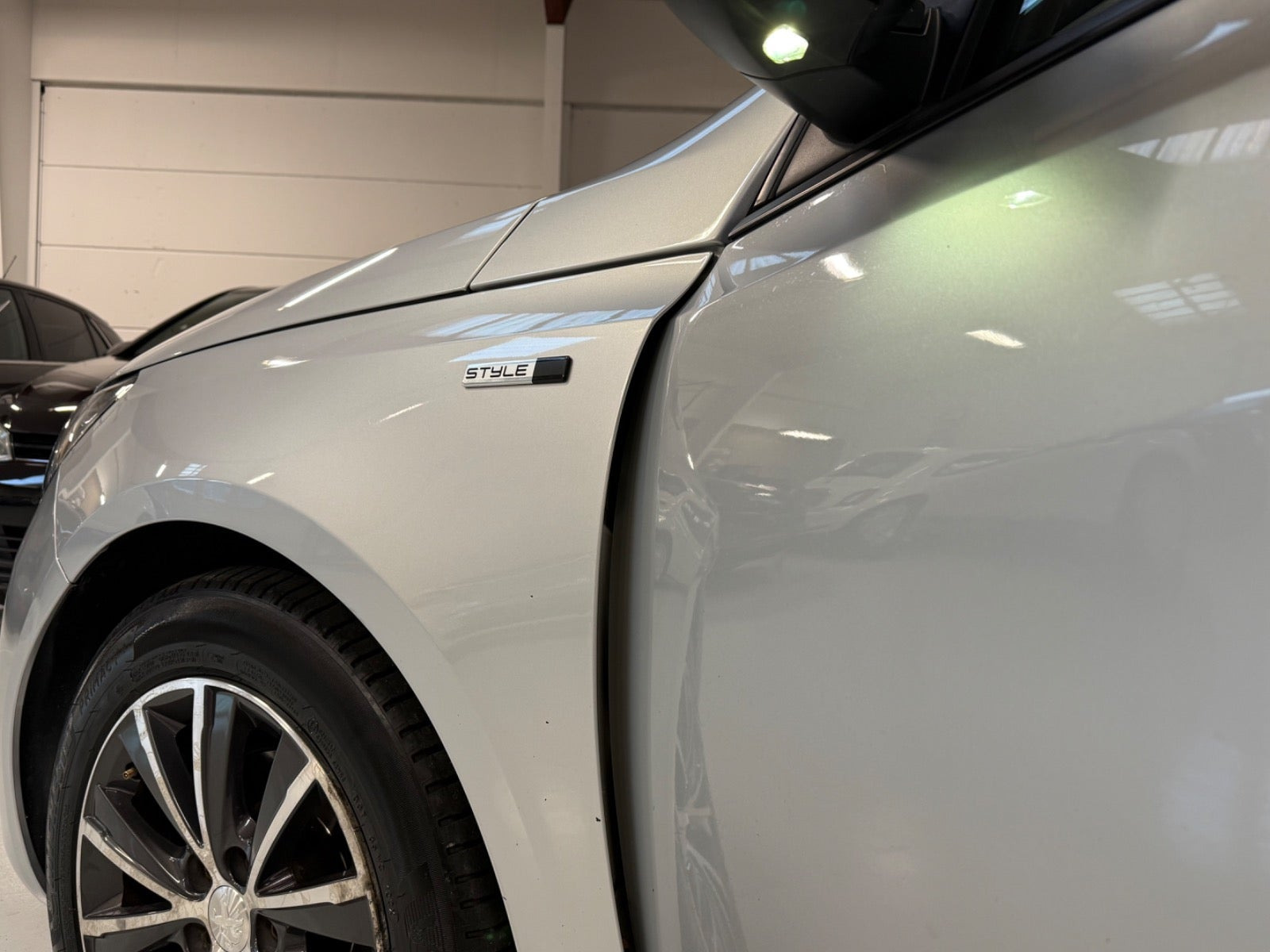 undefined Peugeot 308 fra 2016