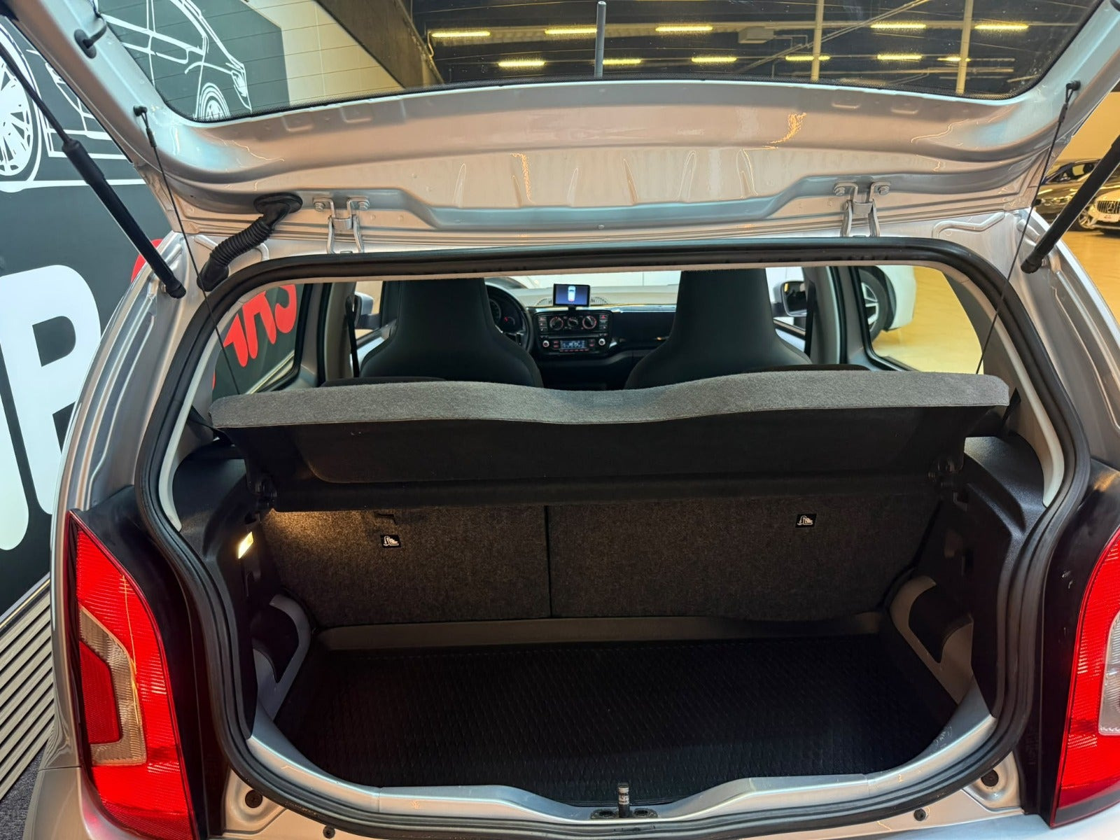 Sølv VW UP! fra 2016