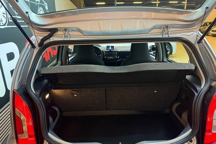 Sølv VW UP! fra 2016