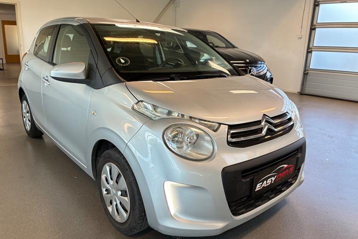 Sølv Citroën C1 fra 2014 set udefra