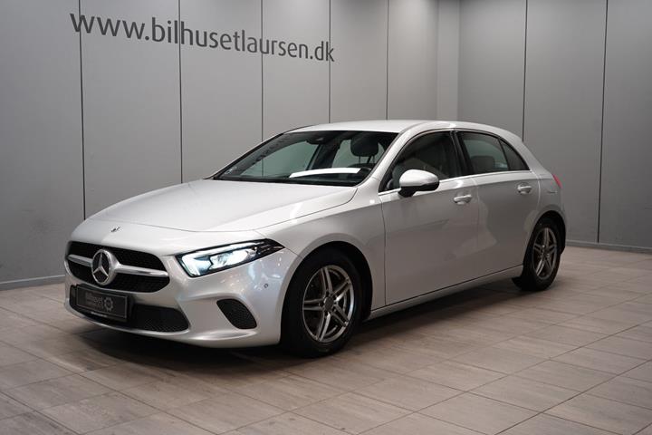 Sølv Mercedes A180 d fra 2018