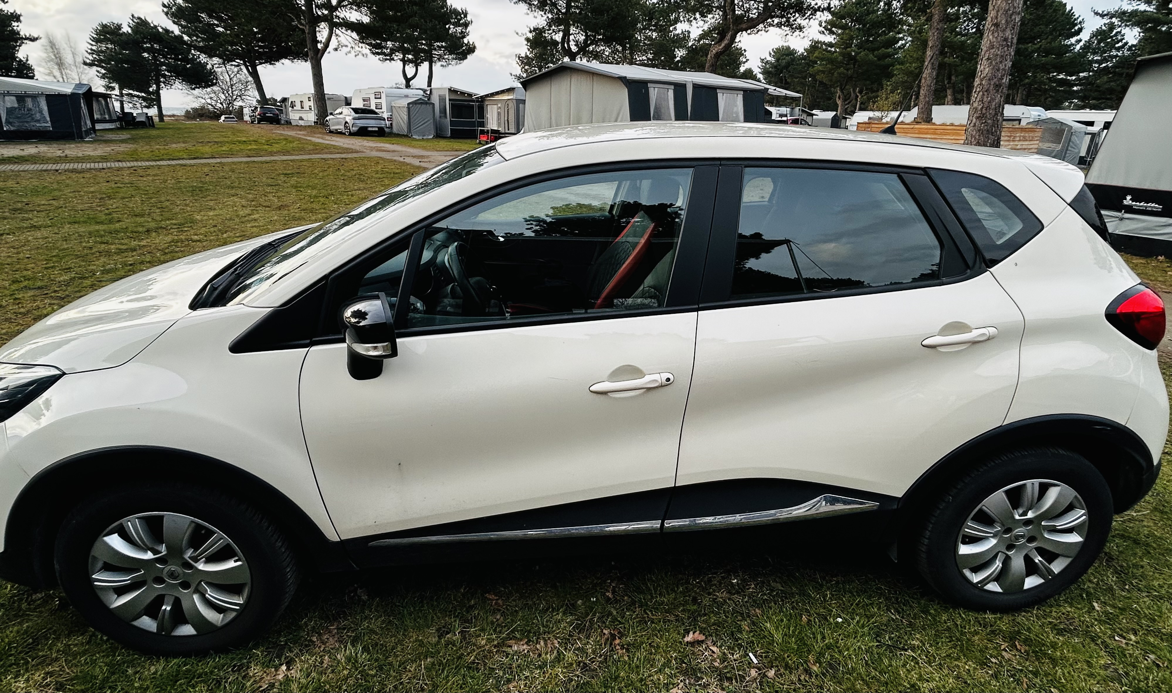 Hvid Renault Captur fra 2015