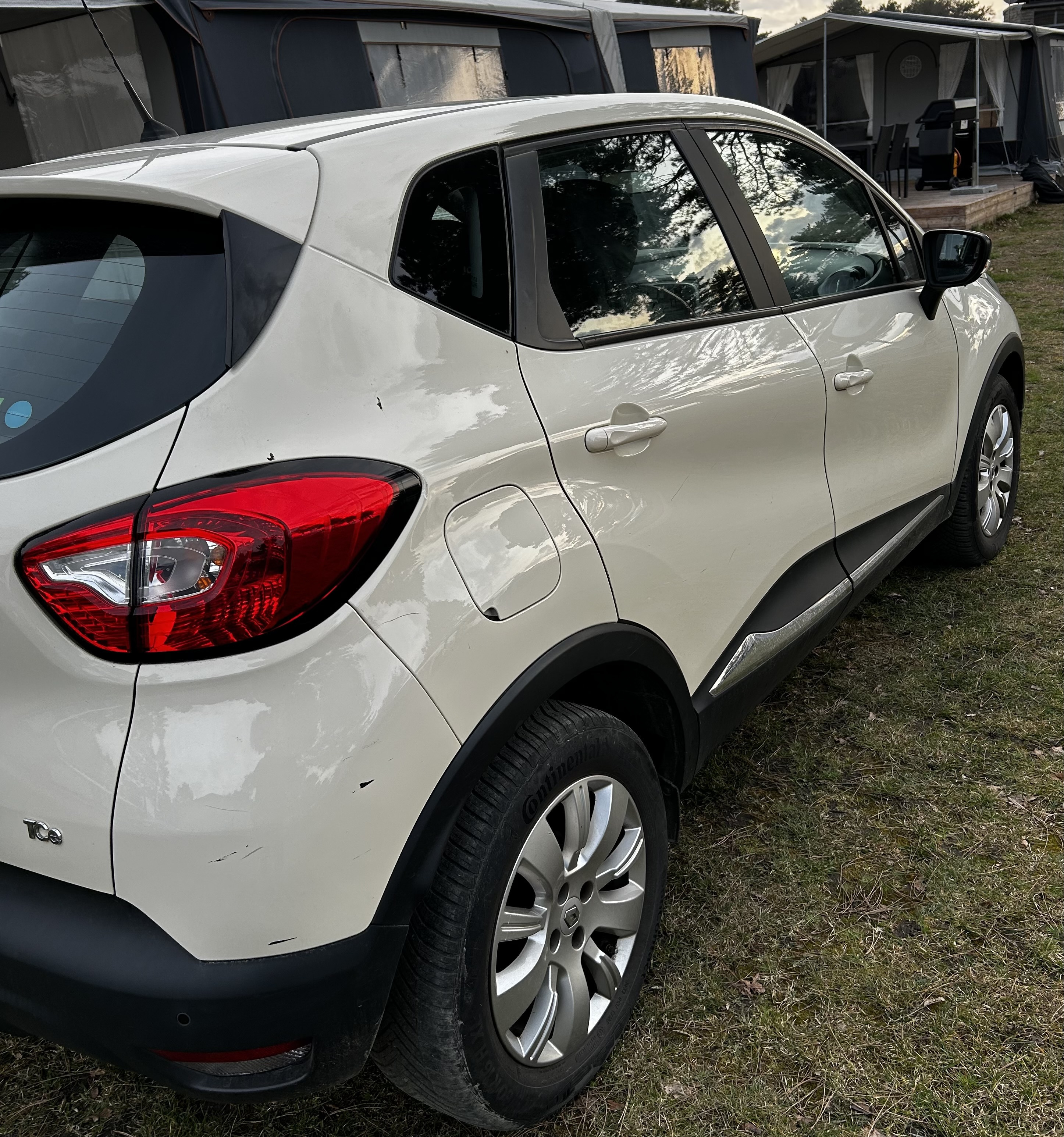 Hvid Renault Captur fra 2015