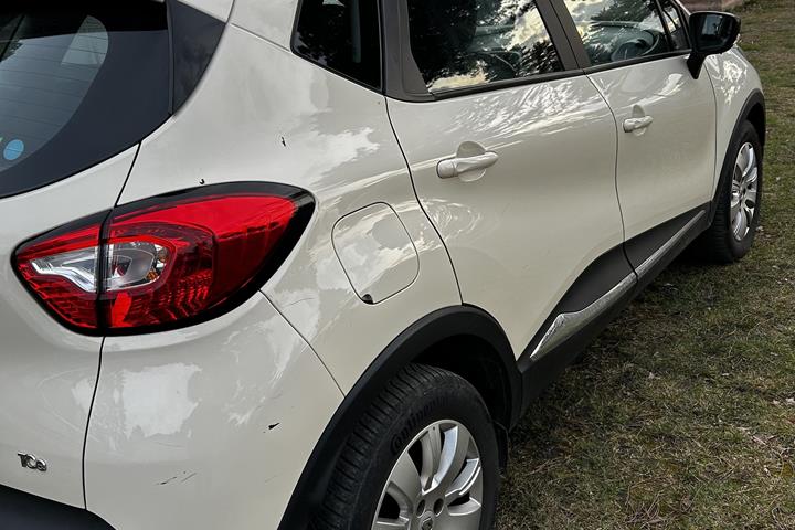 Hvid Renault Captur fra 2015