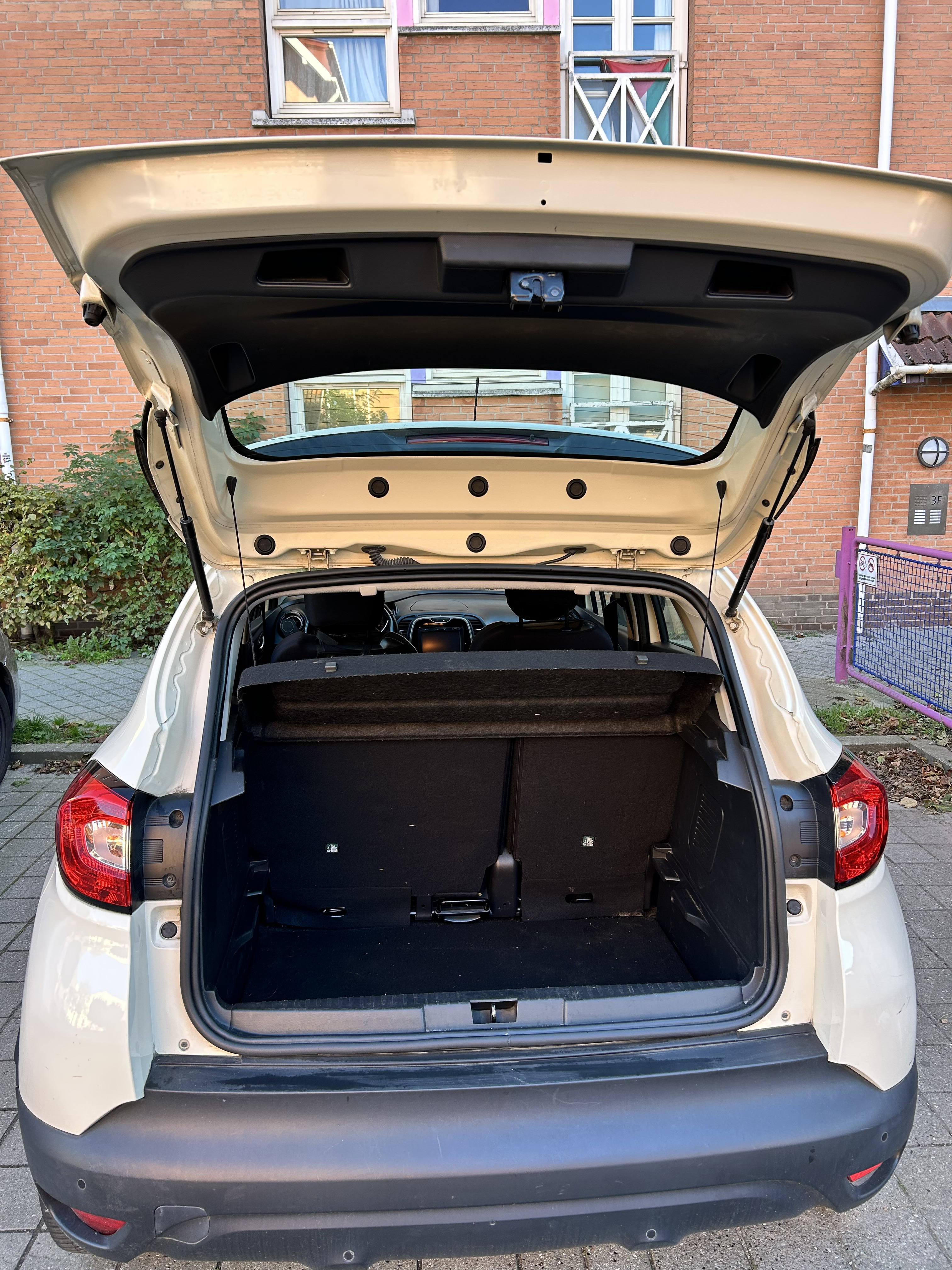 Hvid Renault Captur fra 2015