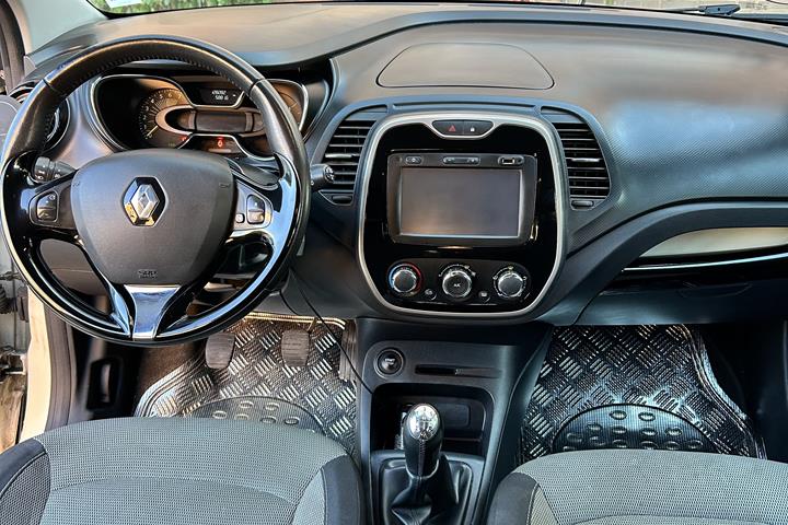 Hvid Renault Captur fra 2015
