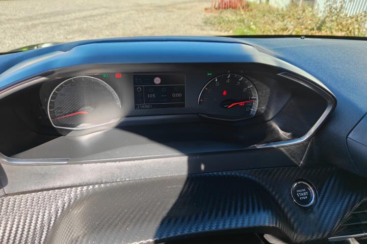 undefined Peugeot 208 fra 2021