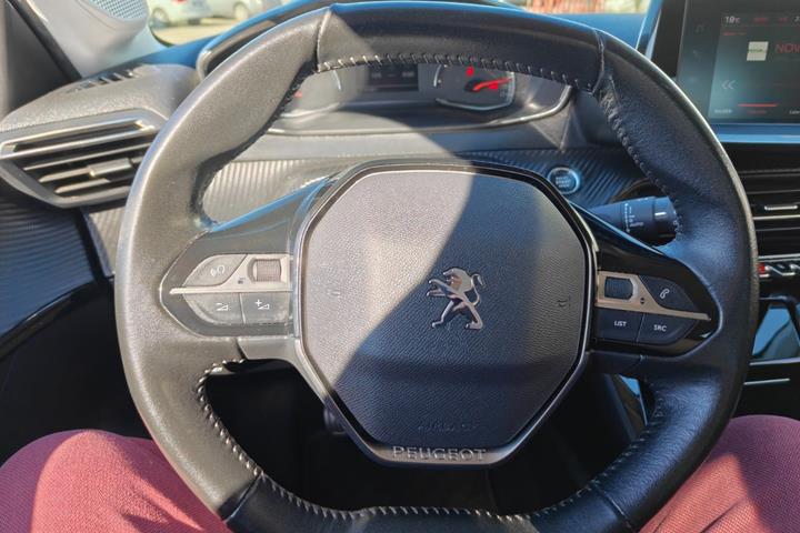 undefined Peugeot 208 fra 2021