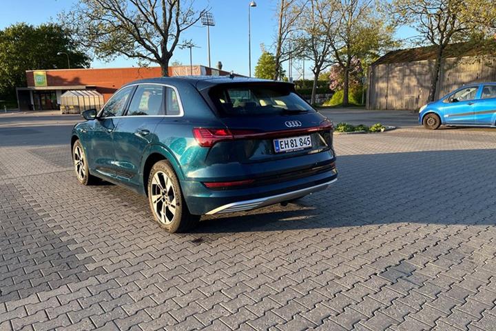 undefined Audi e-tron fra 2021
