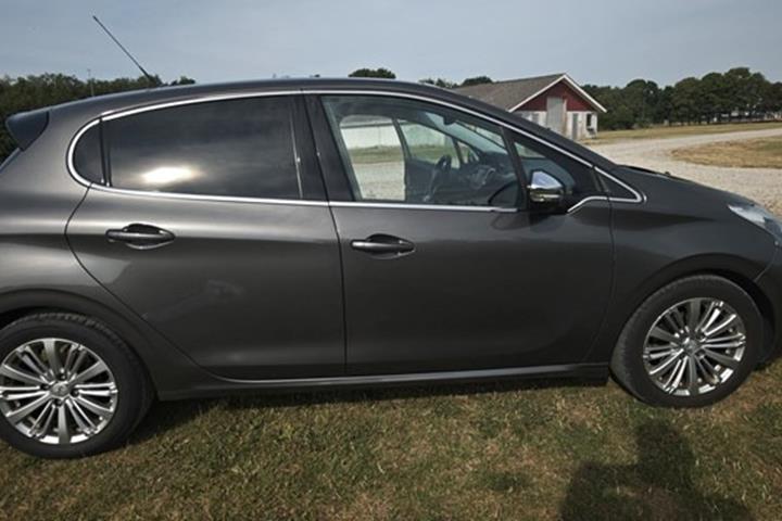 undefined Peugeot 208 fra 2018