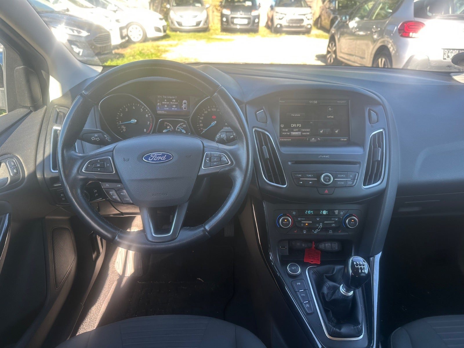 Grå Ford Focus fra 2016