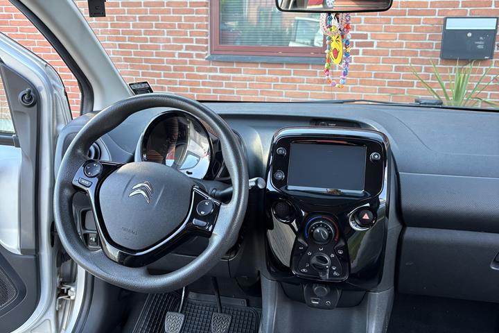 Grå Citroën C1 fra 2018