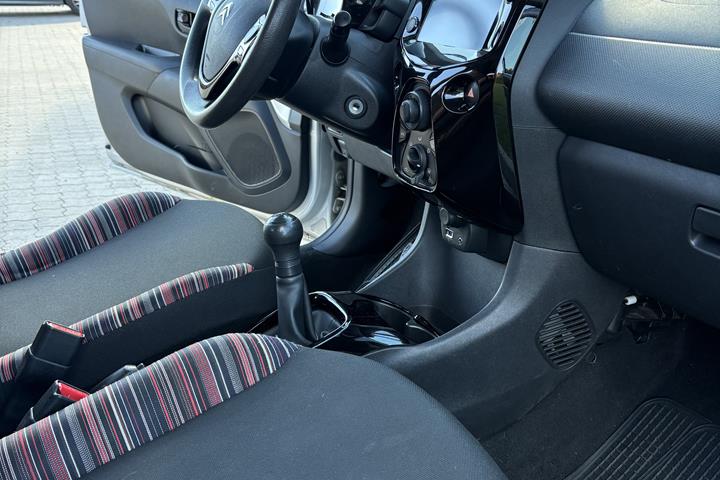 Grå Citroën C1 fra 2018