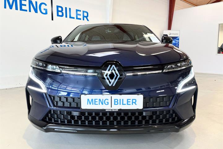 Blå Renault Mégane fra 2024