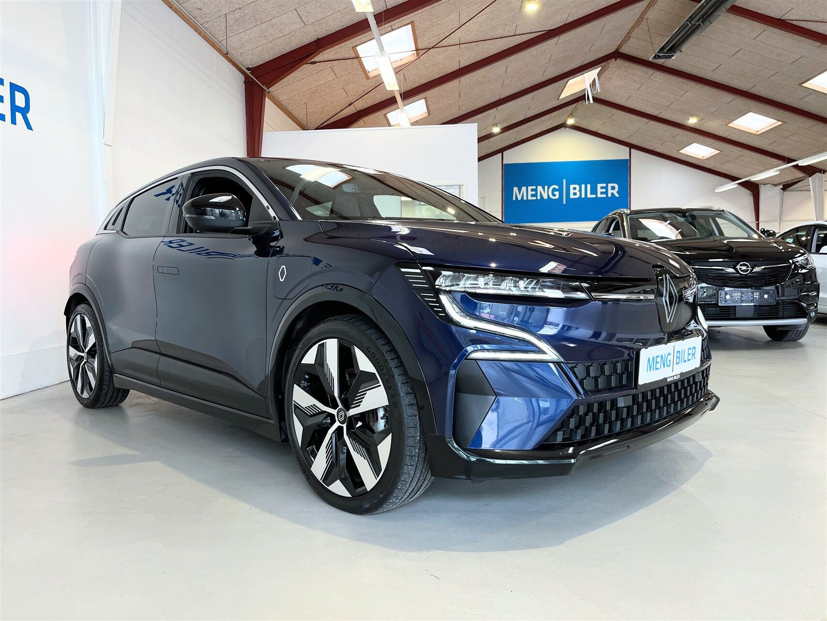 Blå Renault Mégane fra 2024