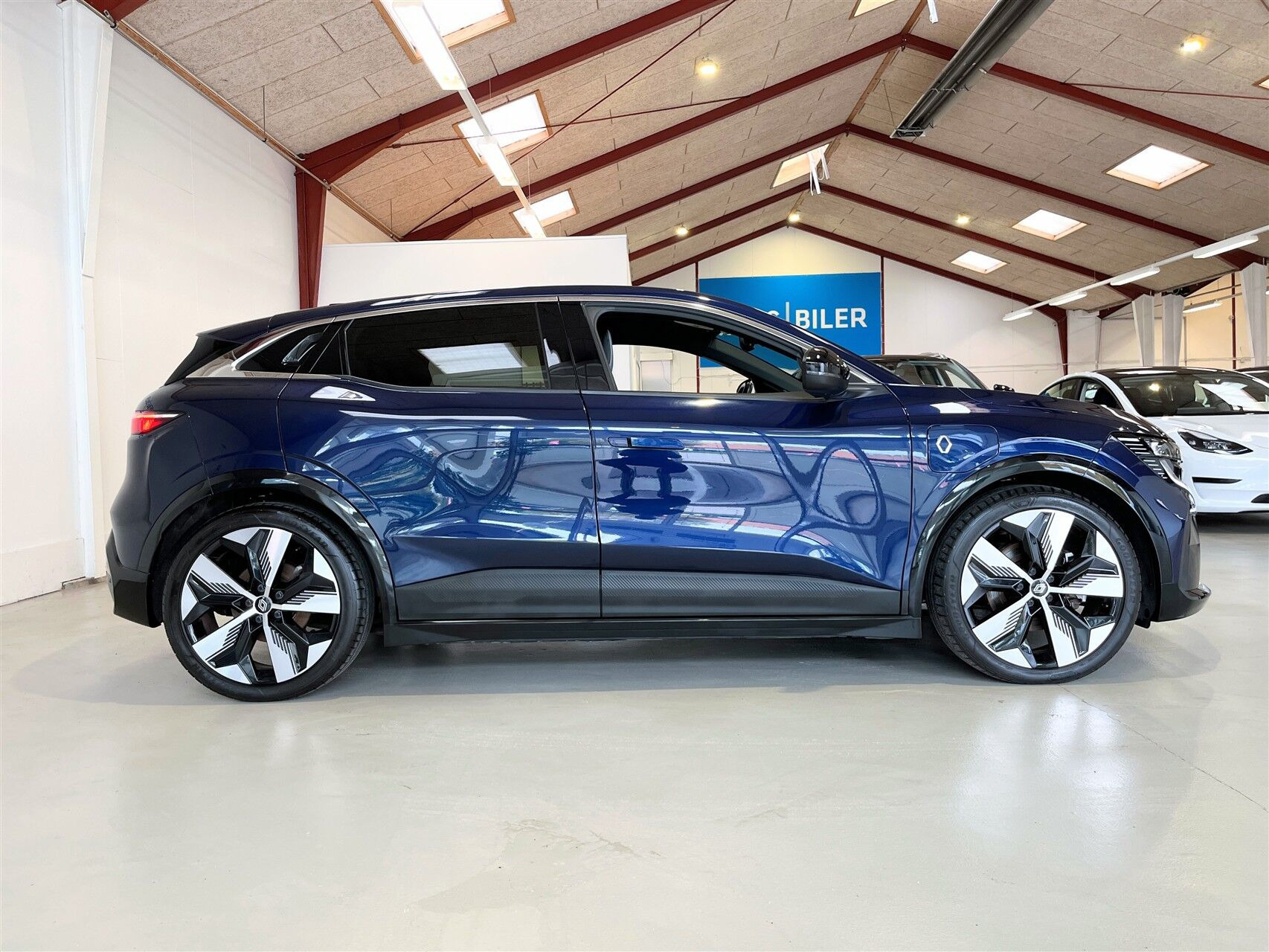 Blå Renault Mégane fra 2024