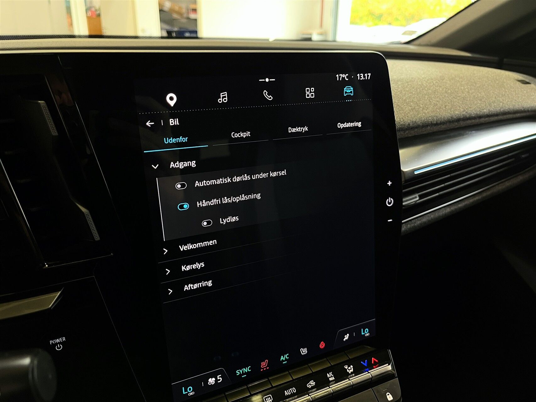 Blå Renault Mégane fra 2024