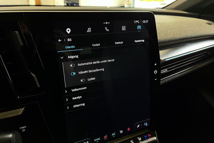 Blå Renault Mégane fra 2024