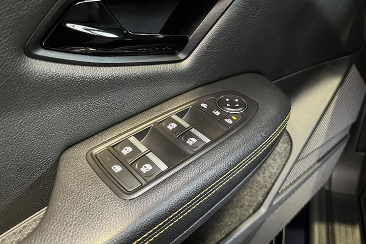 Blå Renault Mégane fra 2024