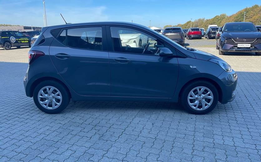 Hyundai i10 1,0 Trend Komfort 67HK 5d