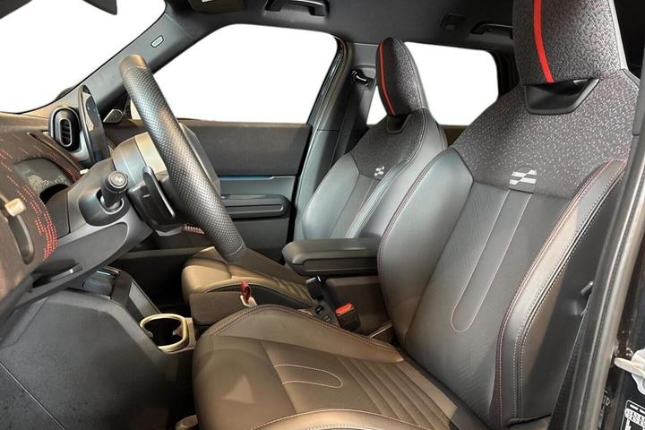 Grå Mini Countryman fra 2025