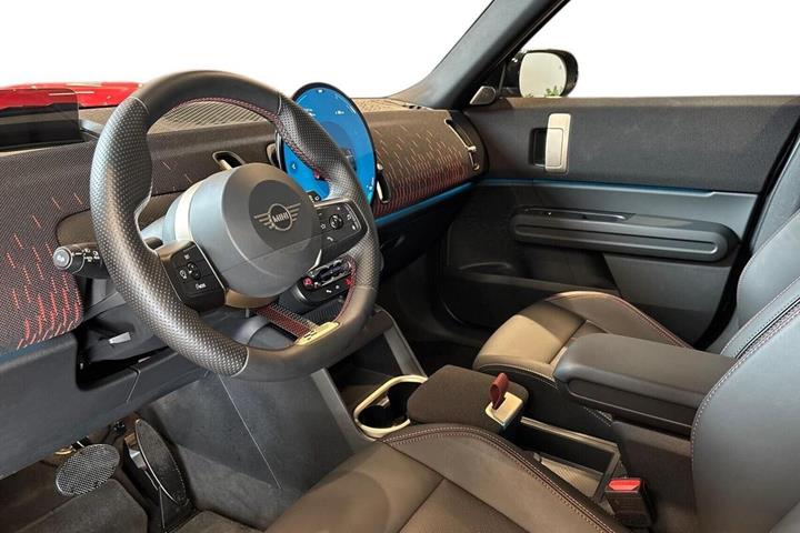 Grå Mini Countryman fra 2025