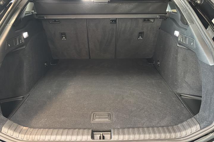 Sort Audi A6 fra 2025
